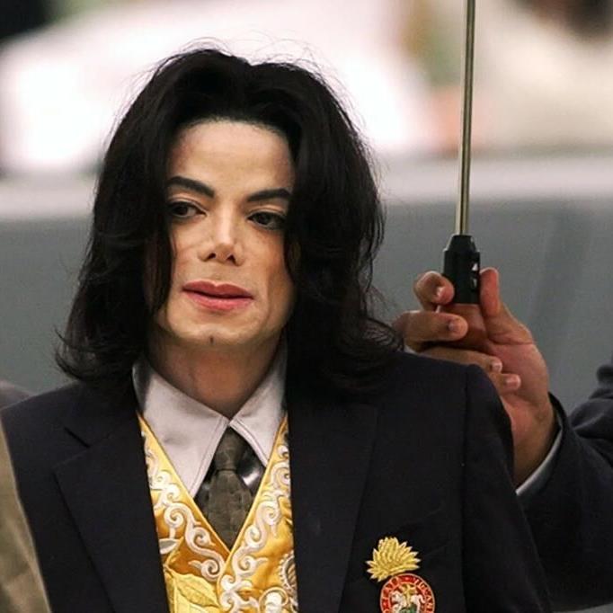 Michael Jackson's employees were not legally obligated to prevent sex abuse, lawyer argues in court
